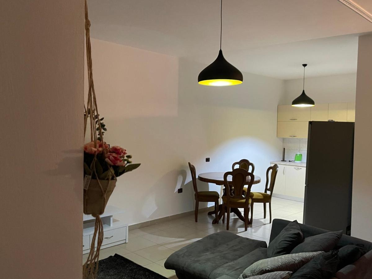 Dardana&Gerjon Apartament Kamez Ngoại thất bức ảnh