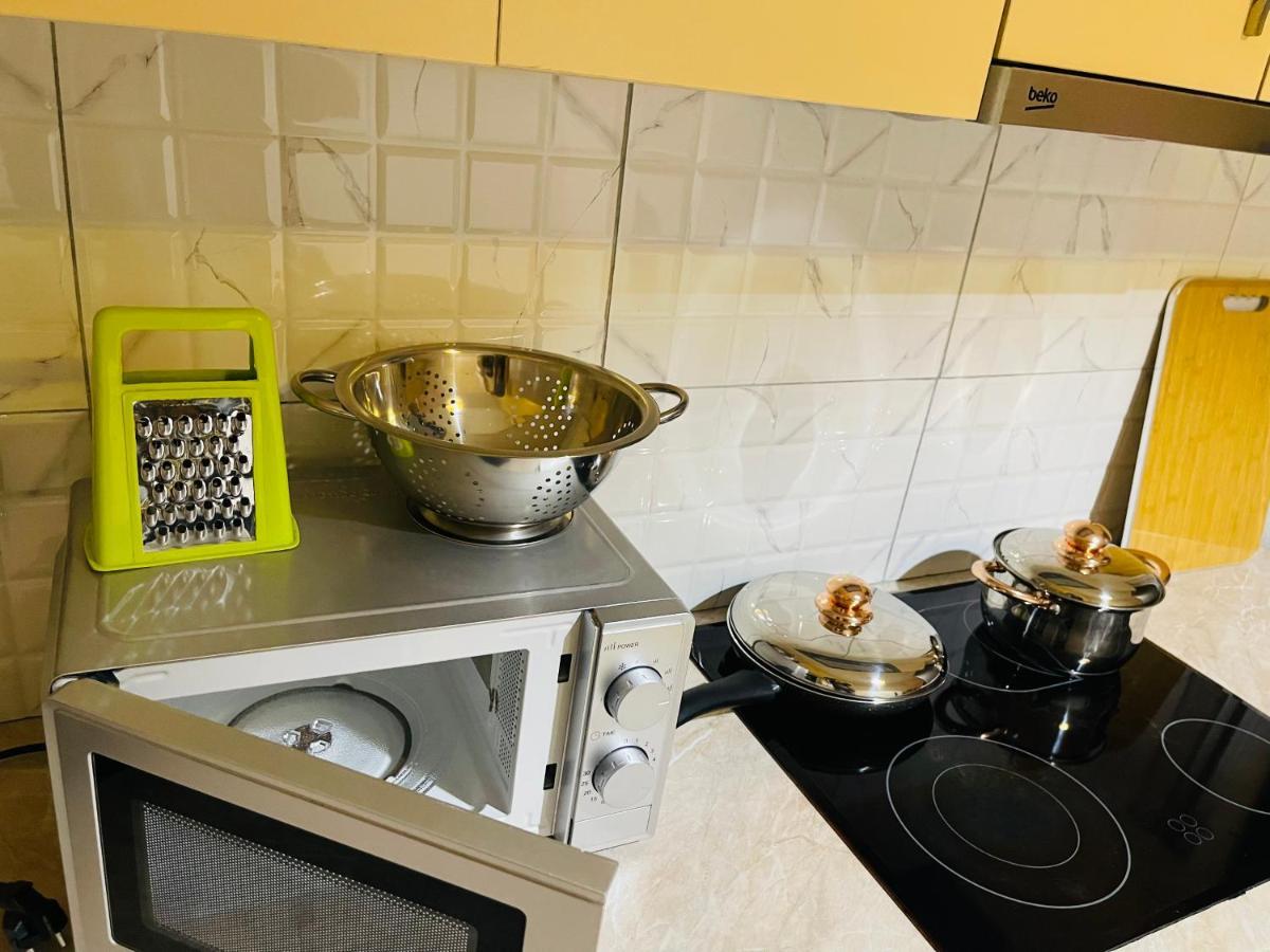 Dardana&Gerjon Apartament Kamez Ngoại thất bức ảnh
